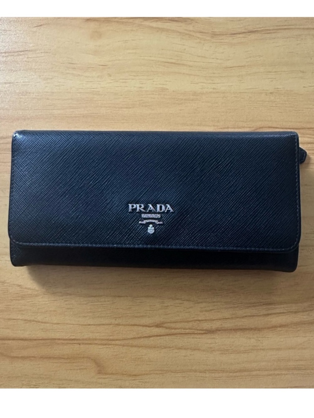 ๐๐ก๐๐๐ Black Saffiano Leather Wallet